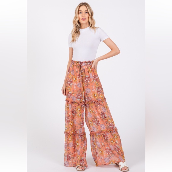 21 Boho Floral Print Ruffled Tiered Pants - Picture 2 of 5